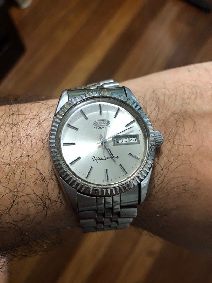Vintage Octo Missilemaster “datejust” watch (Category: Luxury Watches) located in Manila. Submitted by watchmefor (Listing ID 1400328790, Image 2). Description: Octo missilemaster Swiss made Fluted bezel 25 jewels Eta 2798 “Datejust homage” Dm.