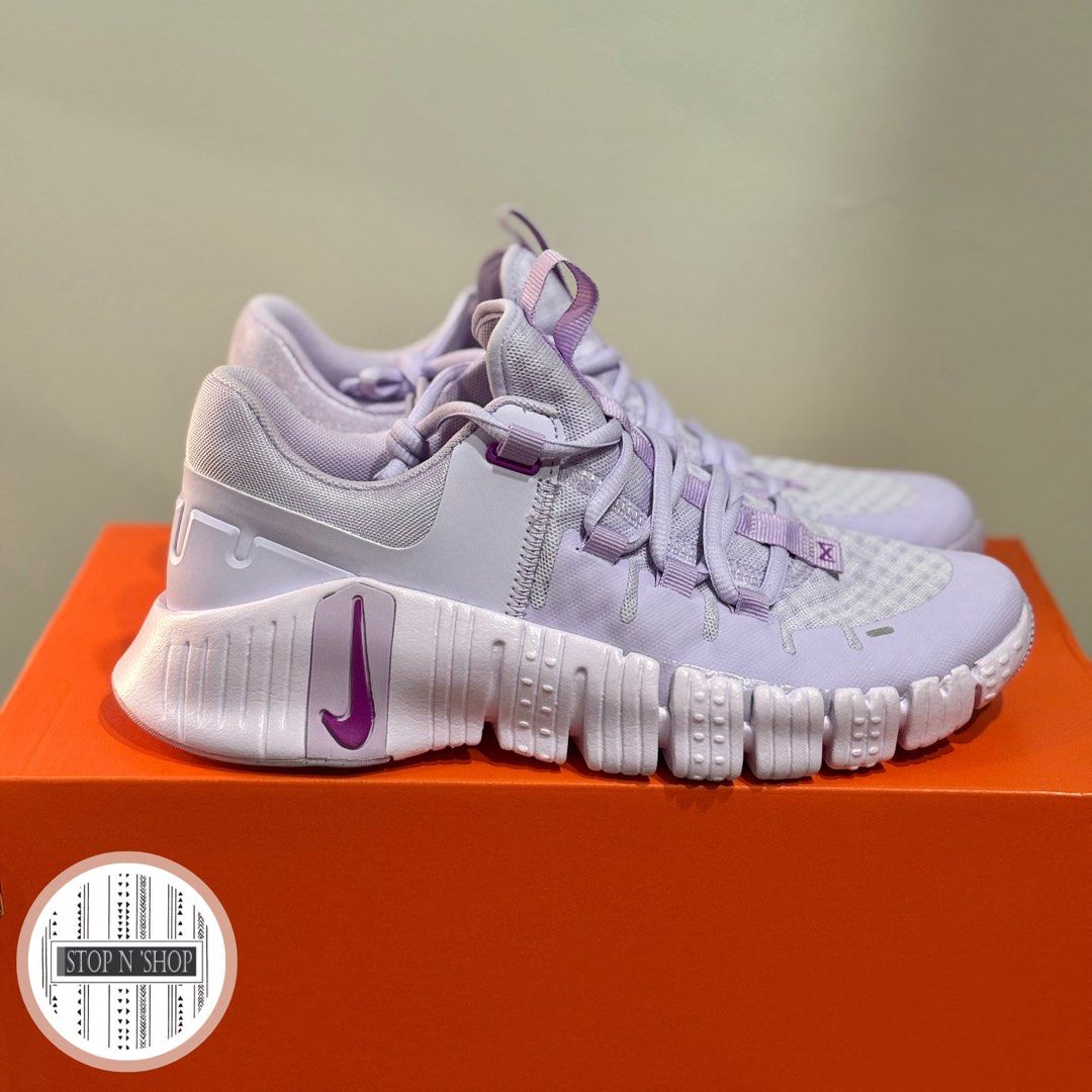 Wmns Free Metcon 5 'Lilac Bloom' (Category: Sneakers) located in Makati City. Submitted by ilovestopnshop20 (Listing ID 1400244395, Image 1). Description: In Stock 🚨 📍Wmns Free Metcon 5 'Lilac Bloom' Sizes Available: 6.5 US Women Now: ₱3,495 SRP: ₱6,895 On hand and Ready to ship! Complete with box ✅ All stocks are brand new and legit. Money back guaranteed if proven fake ❌ Mode of transaction: 🤝 * Pick up @ Tanay St. Makati * Meet up on nearby