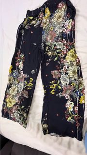 (Category: ) located in . Submitted by missmada (Listing ID 1400342981, Image 1). Description: .