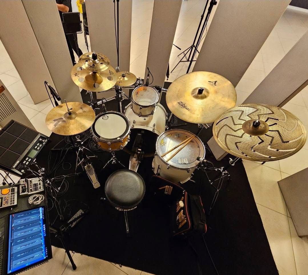 Zildjian Cymbal Set with Cases (Category: Musical Instruments) located in Manila. Submitted by seansisonkyle (Listing ID 1400303290, Image 3). Description: FOR SALE: Zildjian K Sweet hats 16” Zildjian K Hybrid 19” Zildjian A Sweet ride 23” Zildjian EFX Turbine stacker 19” (bottom only) Zildjian 24” rolling cymbal vault hard case Thick padded 24” cymbal case (i dont know the brand or who made it) Get all the zildjians and the rolling cymbal vault 