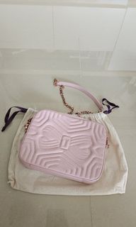 （分類：）位於 。 由 savi0709 提交（商品編號 1400447757，圖片 1）。簡介： 。