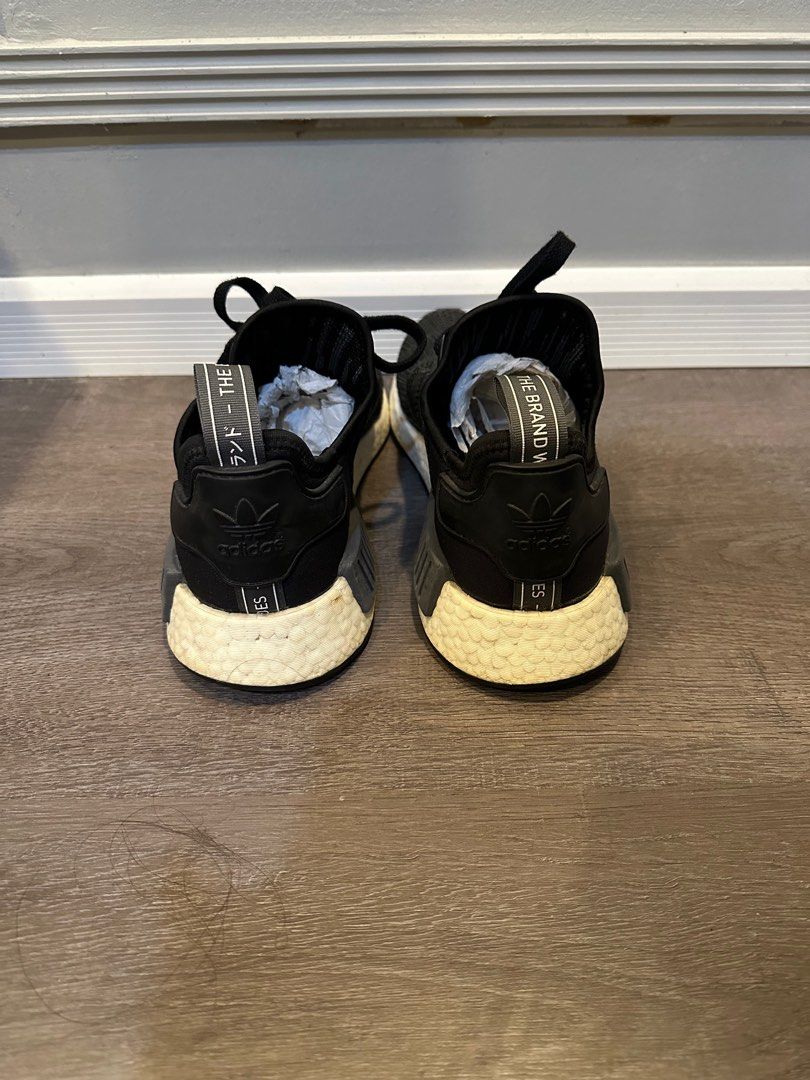 Adidas NMD R1 (Category: Sneakers) located in Manila. Submitted by anjcuenca (Listing ID 1400581085, Image 3). Description: Very good condition over all except sa sole due to storage, kayo na lang magpadikit kay Mr Quickie. .