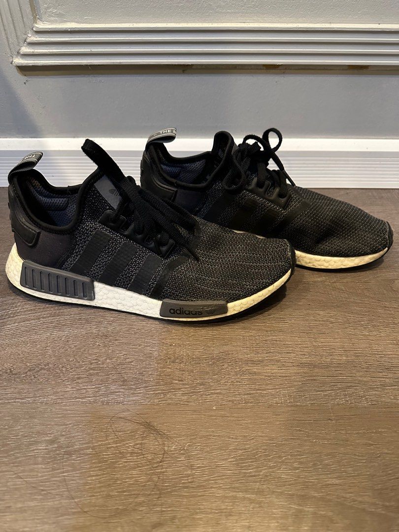 Adidas NMD R1 (Category: Sneakers) located in Manila. Submitted by anjcuenca (Listing ID 1400581085, Image 2). Description: Very good condition over all except sa sole due to storage, kayo na lang magpadikit kay Mr Quickie. .