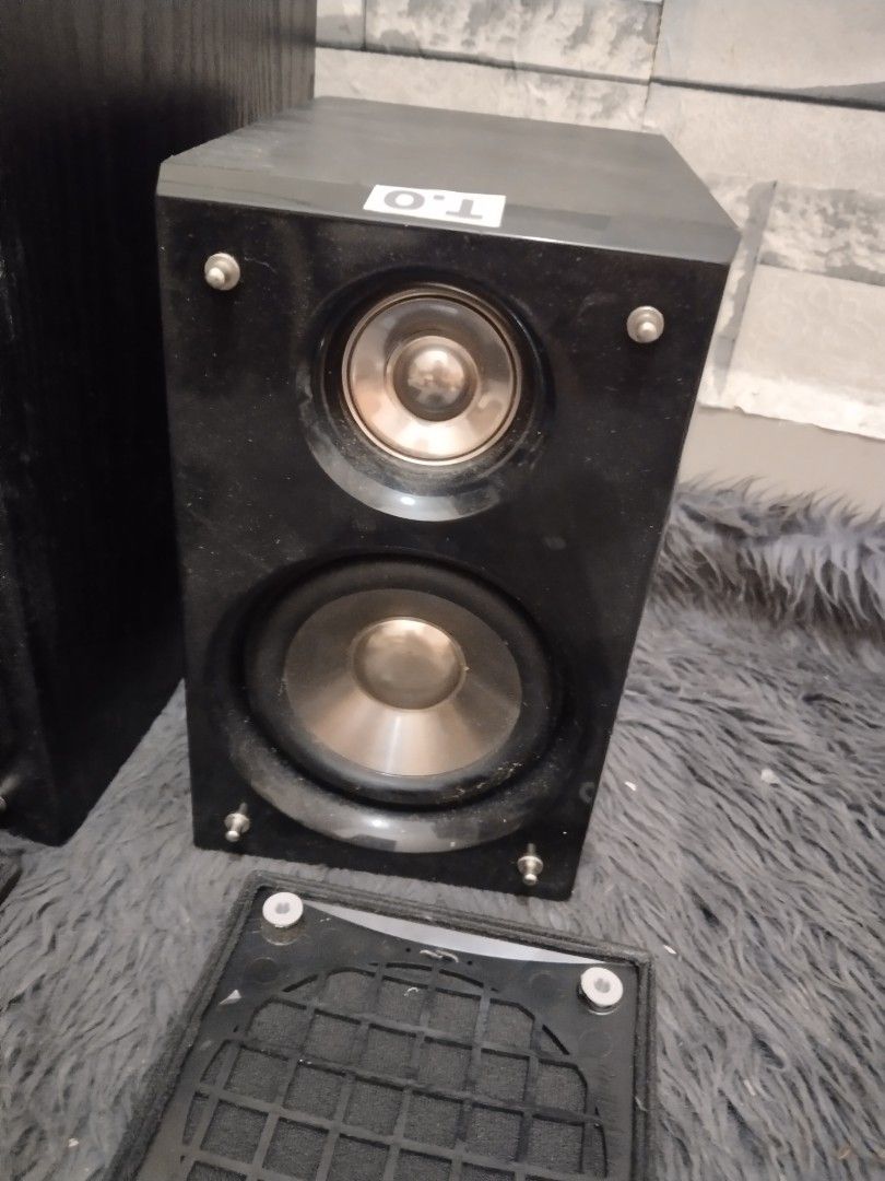 Affordable Speaker Bundle Panasonic and Hitachi Bundle 😍👌 (Category: Soundbars, Speakers & Amplifiers) located in Malolos. Submitted by afford.japan (Listing ID 1400398459, Image 3). Description: Affordable Speaker Bundle Panasonic and Hitachi Bundle 😍👌.