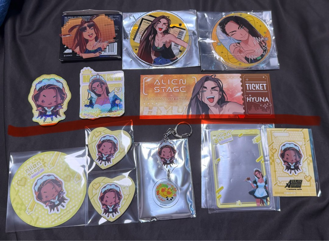 Alien Stage 異形舞台 Animate cafe hyuna, 興趣及遊戲, 玩具 & 遊戲類 - Carousell