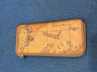 (Category: ) located in . Submitted by safiyaarissacollection (Listing ID 1400508300, Image 1). Description: .