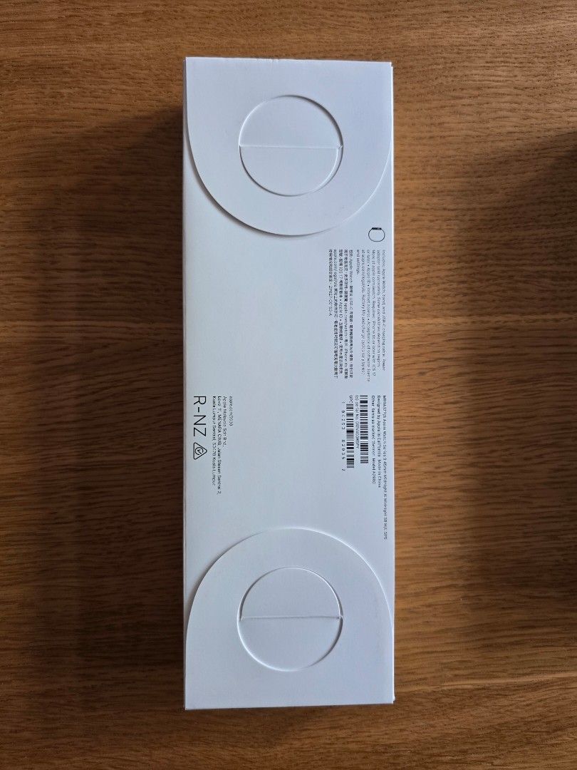 Apple Watch Series 9 45mm (Category: Wearables & Smart Watches) located in Angeles City. Submitted by original-items (Listing ID 1400450761, Image 2). Description: .
