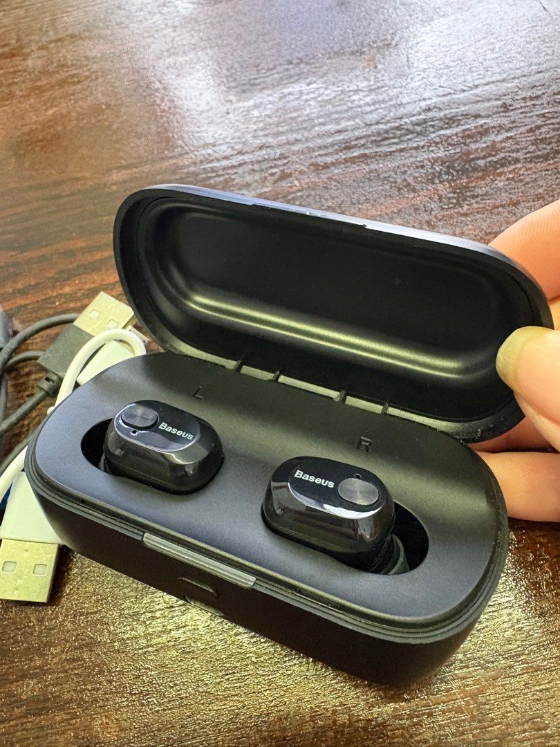Baseus ear pod