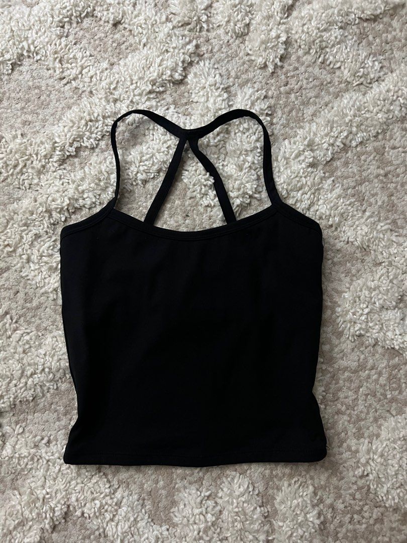 Black Workout Top Strappy (Category: Sleeveless) located in Taguig. Submitted by prebyn_ (Listing ID 1400494163, Image 1). Description: ♡ xs-s ♡ super good quality ♡ perfect for pilates!.