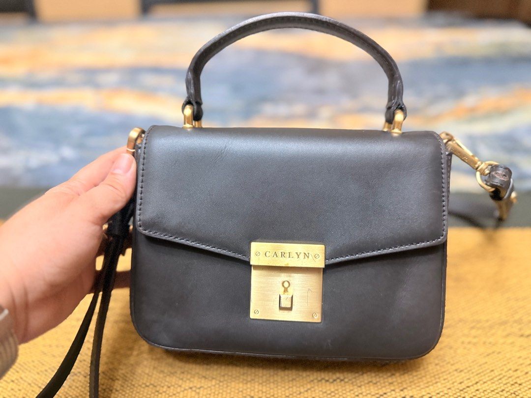 Carlyn Handbag with Top Handle (Category: Luxury Bags & Wallets) located in Bacolod City. Submitted by rubilena (Listing ID 1400503164, Image 2). Description: .
