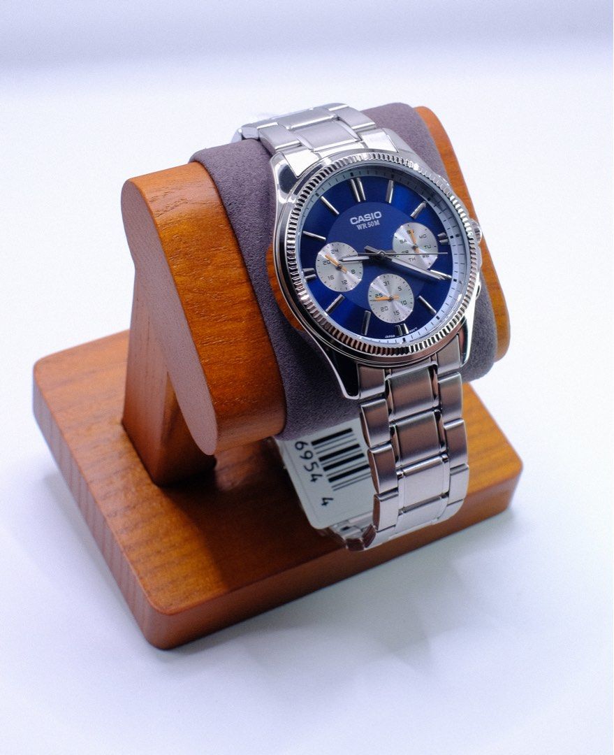 CASIO MTP-1375D-2A1V (Category: Luxury Watches) located in Manila. Submitted by rafael_lesaguis (Listing ID 1400524671, Image 2). Description: CASIO MTP-1375D-2A1V ORIGINAL MONEY BACK GUARANTEE IF PROVEN FAKE 1-YEAR WARRANTY BRANDNEW 10/10 Condition Mall SRP price: ₱5,390 My price: ₱4,000 OPEN FOR RESELLERS! Features: 🔹 Case Size 47 × 43.5 × 11.1 mm 🔹 Ion plated 🔹 Stainless Steel Band 🔹 One-touch 3-fold Clasp 🔹 Mineral Glass 🔹 Regular Timek