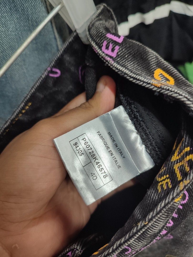 Chanel Graffiti Printed Pants (Category: Luxury Apparel) located in Bacolod City. Submitted by money_maker06 (Listing ID 1400410485, Image 3). Description: Chanel Graffiti Printed Pants •Size: 30-31 •Rare •Price: 3499.
