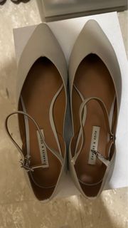 (Category: ) located in . Submitted by simplytreasure (Listing ID 1400529786, Image 1). Description: .