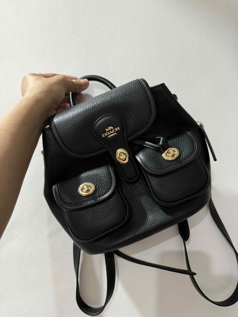 Coach hadley backpack (Category: Luxury Bags & Wallets) located in Rizal. Submitted by ortegaalex06291 (Listing ID 1400583174, Image 1). Description: can pass as new with cc and tag used once sa mall lang .