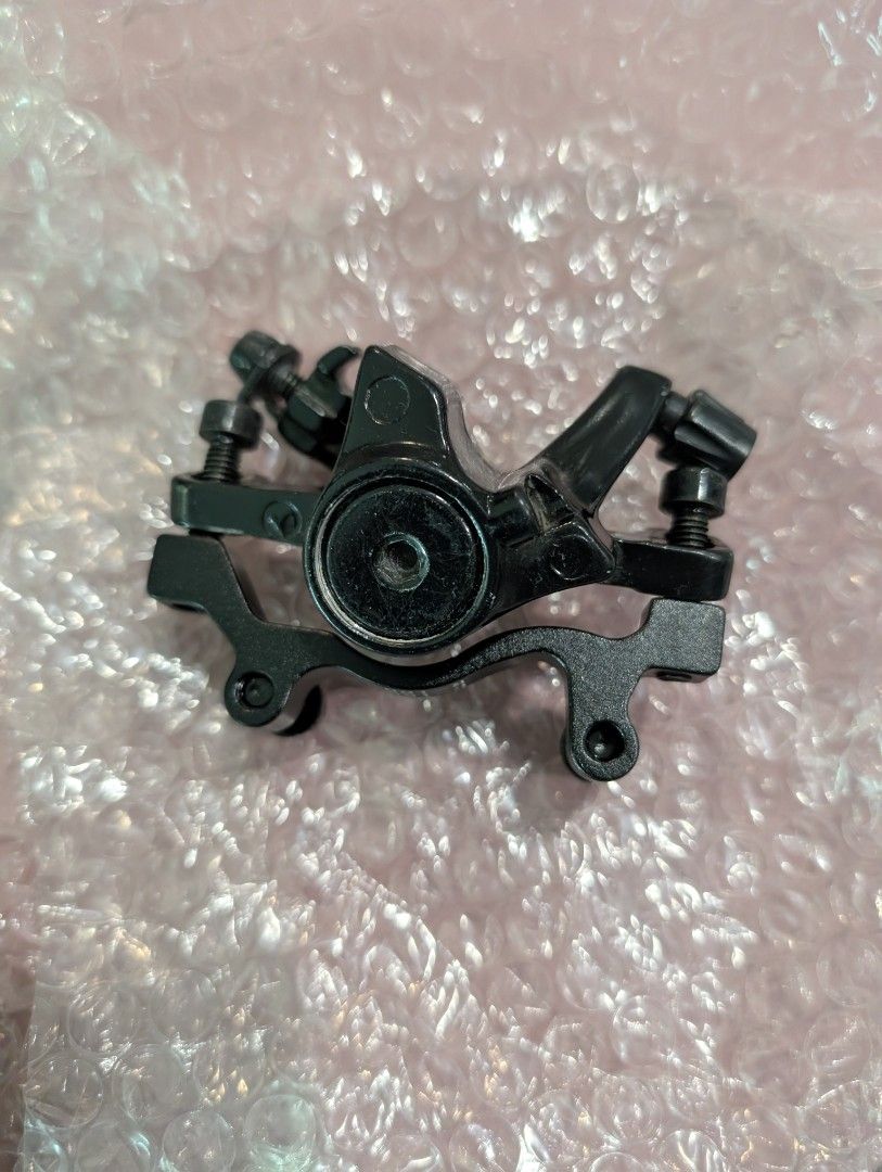 Core Ride Disc Brake Calipers (Category: Bicycles) located in Cagayan de Oro. Submitted by jadadc (Listing ID 1400413716, Image 3). Description: CORERIDE disk brake caliper new wire, cable no brake pads RFS: extra, upgrade Location: CDO, downtown; via courier, shipping .