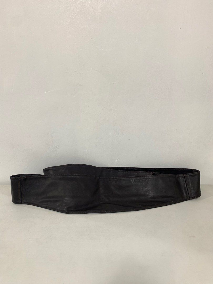 Dark brown leather obi belt (Category: Looking For) located in Abucay. Submitted by byppishh__ (Listing ID 1400470755, Image 3). Description: Preloved. Used once for a cosplay event. Like New.