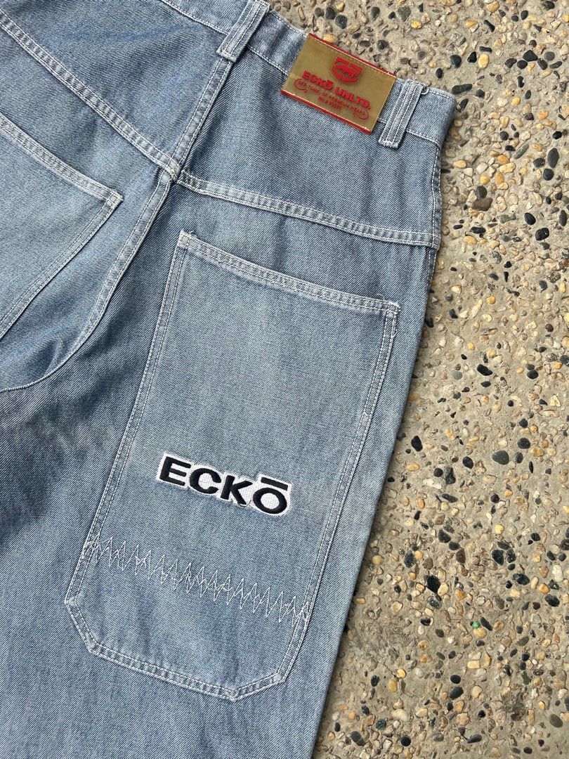 ecko unltd embroided big pocket jorts (Category: Chinos) located in Manila. Submitted by kalinumerouno (Listing ID 1400466081, Image 3). Description: .