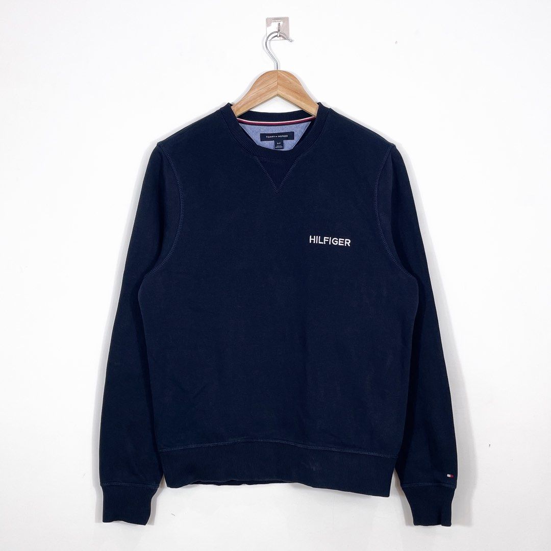 FREESHIP Tommy Hilfiger Sweater (Navy Blue) (Category: Tshirts & Polo Shirts ) located in Las Pinas. Submitted by drunkenmonkeyfinds (Listing ID 1400561541, Image 1). Description: Tommy Hilfiger Sweater (Navy Blue) size: medium (small on tag) chest width: 20″ full body length: 25″ shoulder width: 16.5″ sleeve length: 25.5″ great condition, well-used, 8/10 mine: 700 free shipping ——- actual color may vary in person due to camera lighting pieces ar