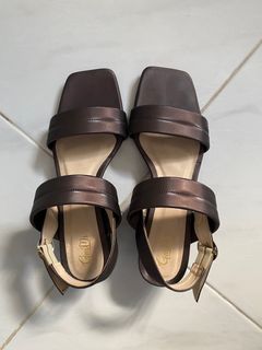 (Category: ) located in . Submitted by murmurpreloved (Listing ID 1400419560, Image 1). Description: .