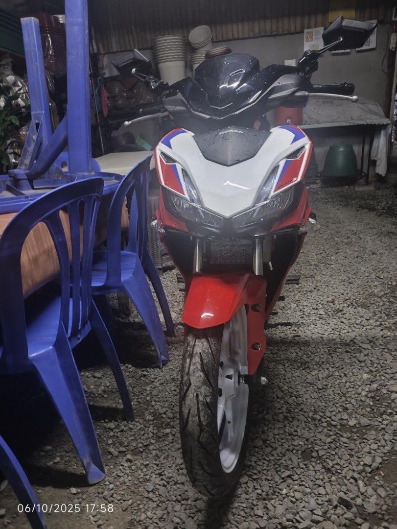 Honda Winner X 150 (Category: Motorbikes for Sale) located in Manila. Submitted by danndimes (Listing ID 1400415722, Image 3). Description: Honda winner x Abs Racing Swap to your Aerox abs or nmax abs Original Docs / OR/CR 2 REMOTE KEY 2 EMERGENCY KEY 2 RED CODE - Ready to Transfer - First Owner - Cash Receipt ( 137k ) - LTO Plate Number Reg till 2027 ( 3YRS REG ) - 19k ODOMETER READING Upgraded Worth 45k MDL senlo plus Radiator Cover Piaa horn K