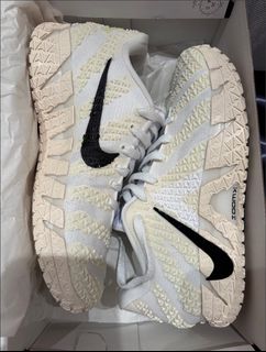 （分類：）位於 。 由 nikesales 提交（商品編號 1400520274，圖片 1）。簡介： 。
