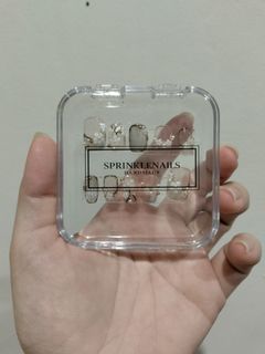 (Kategori: ) berada di . Dikirim oleh unicornsalee (ID iklan 1400527619, Gambar 1). Deskripsi: .