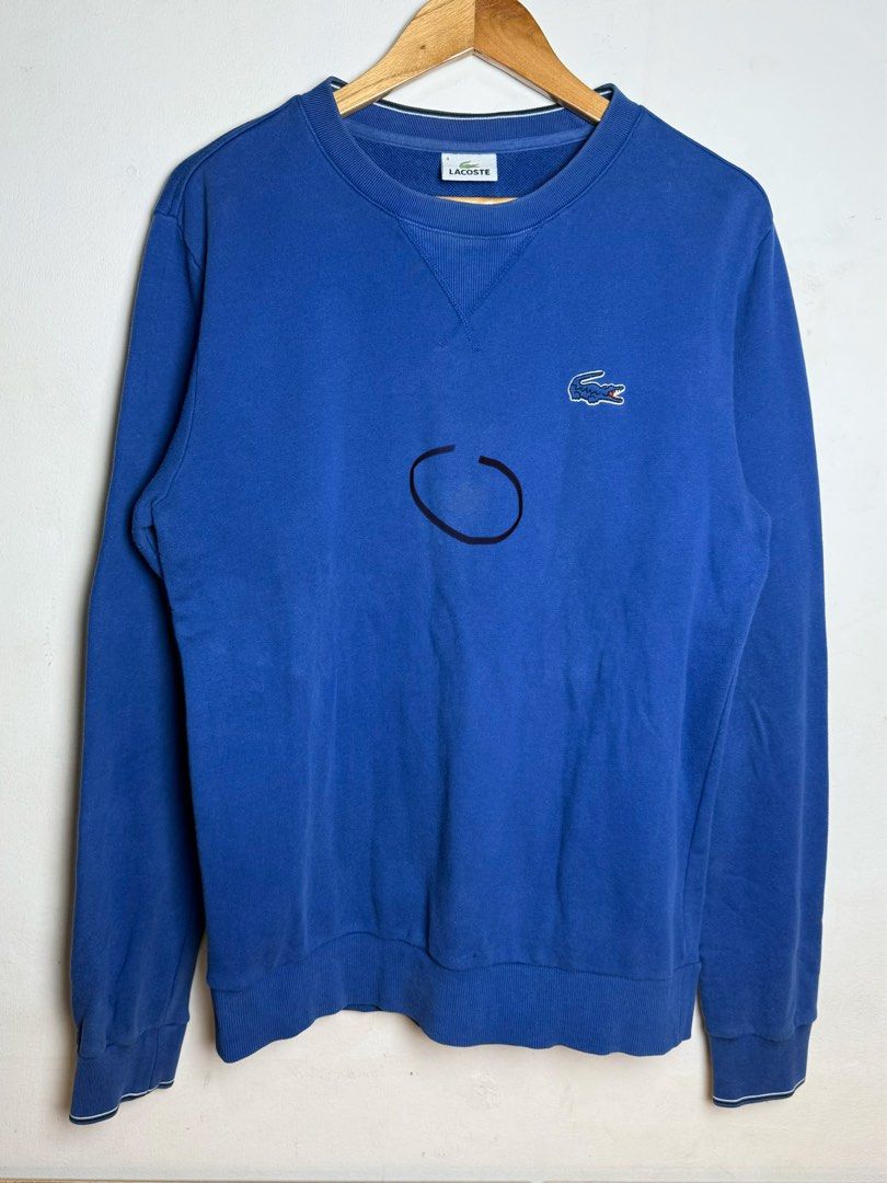 Lacoste Pullover (Category: Coats, Jackets and Outerwear) located in Agoncillo. Submitted by dappydappy (Listing ID 1400562670, Image 1). Description: Medium 22x29 Minor issue: light stain barely visible,see pictures .