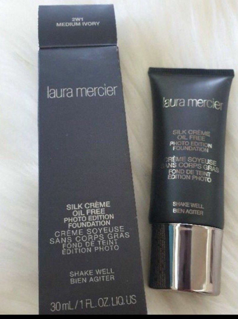 Laura mercier foundation (Category: Makeup) located in San Juan City. Submitted by cashfrancefashioncosmetics_ph (Listing ID 1400394787, Image 1). Description: Laura Mercier Silk Creme Oil Free Phito Edition Foundation size 30ml shade 2W1 MEDUIM IVORY BRANDNEW FROM USA 💯AUTHENTIC PM FOR MORE DETAILS:.