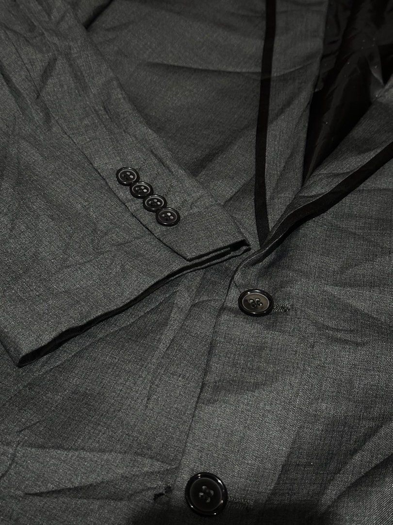 Jonathan Adams Men's Plus size Dark Grey Suit/Coat (Category: Coats, Jackets and Outerwear) located in Pasay City. Submitted by mgalv (Listing ID 1400581080, Image 2). Description: - No discoloration - No holes or missing buttons - Pls check last photo for the issue. Code: H2Y5.