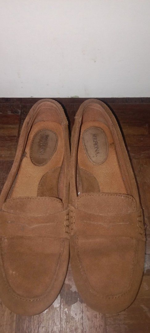 Merona Brown Loafers (Category: Loafers) located in Manila. Submitted by sharedblessings (Listing ID 1400401021, Image 3). Description: - Merona loafers - Slip-on design - Rounded toe - Merona brand insole - Comfortable for daily wear - stitch came off in a small part.