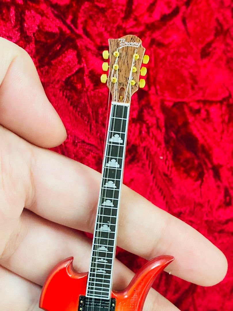 Mini Wooden Guitar 380 (Category: Musical Instruments) located in Zamboanga. Submitted by kawaii_omocha_est2020 (Listing ID 1400448932, Image 3). Description: ✅Mine now/ Pay now ✅ Please scan all photos for more details. ✅ Manage your expectation. Most of items are preloved. ✅ Actual color may vary due to lighting conditions. ✅ Gcash Pyment ✅ Mode of Delivery Via Flash Express 🚫No Low Balling/ Low Ballers will be ignored. 🚫No Reservation. 🚫Joy