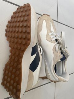 100+ New balance 327 moonbeam For Sale Sneakers Carousell