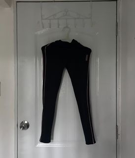 (Category: ) located in . Submitted by marjpreloved19 (Listing ID 1400427809, Image 1). Description: .