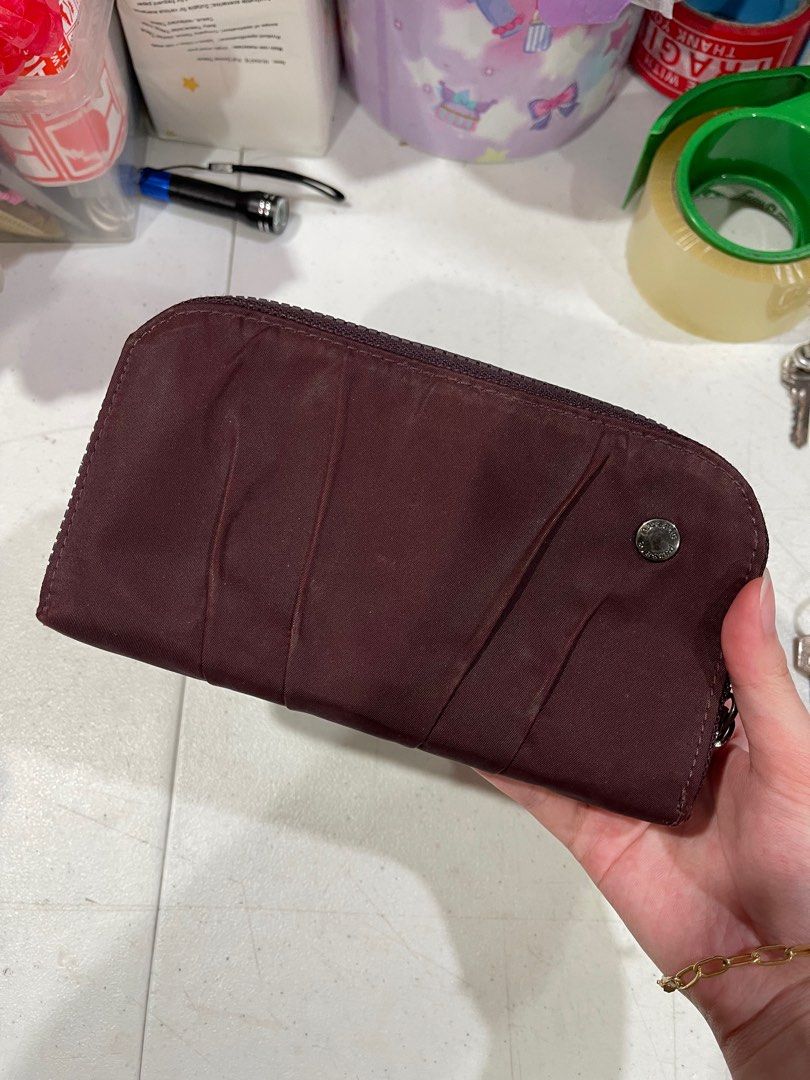 Pacsafe Wallet (Category: Wallets & Card holders) located in Manila. Submitted by AB_Merchandiseee (Listing ID 1400474146, Image 1). Description: .