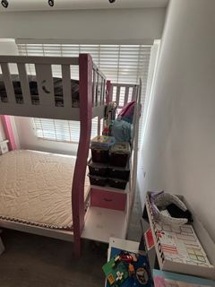 (Category: ) located in . Submitted by yyenss (Listing ID 1400470434, Image 1). Description: .