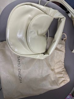 （分類：）位於 。 由 flyawayblues 提交（商品編號 1400558210，圖片 1）。簡介： 。
