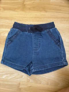 (Category: ) located in . Submitted by adnilem (Listing ID 1400405011, Image 1). Description: .