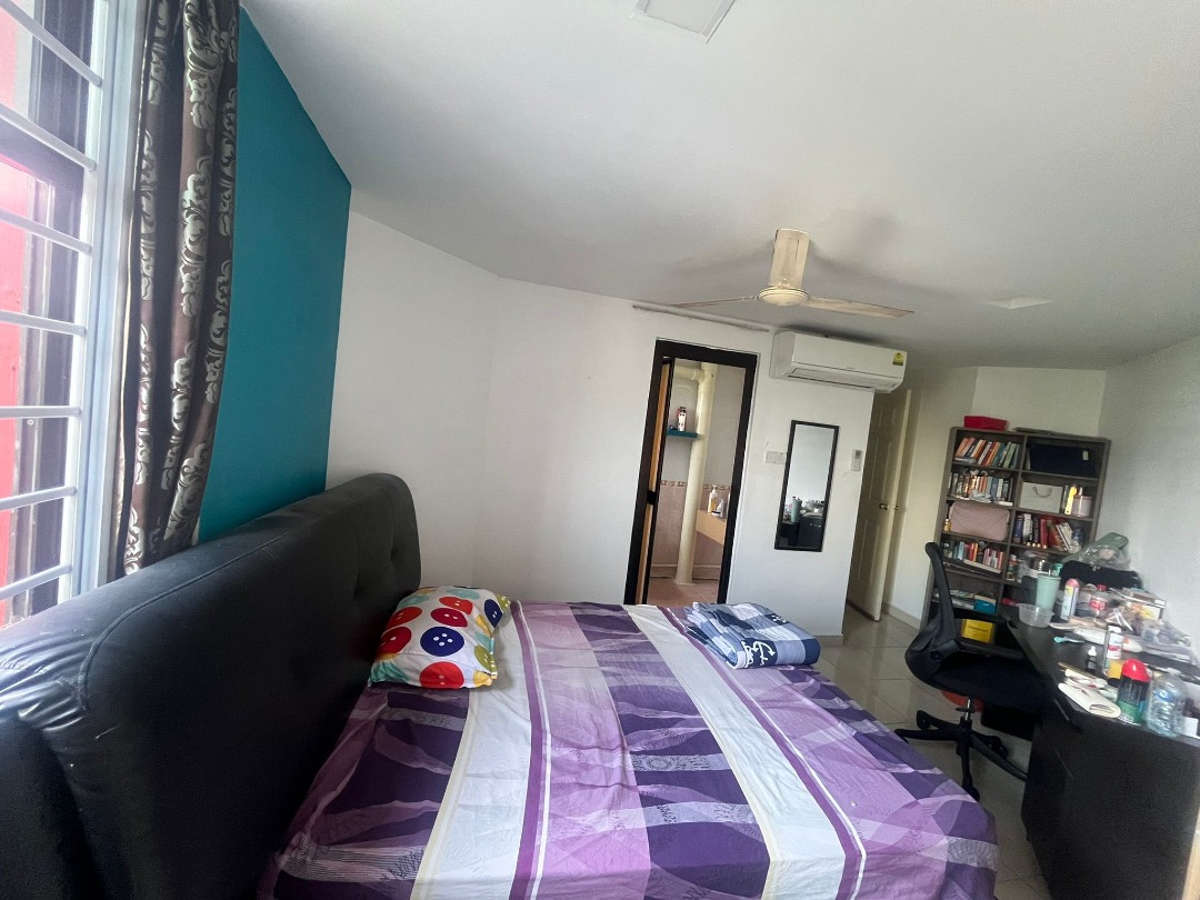(Category: ) located in . Submitted by rathinam.802 (Listing ID 1400424142, Image 1). Description: .