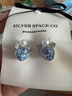 (Category: ) located in . Submitted by goldluxe (Listing ID 1400511132, Image 1). Description: .