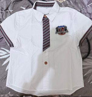 （分類：）位於 。 由 tiphainescgh 提交（商品編號 1400537237，圖片 1）。簡介： 。