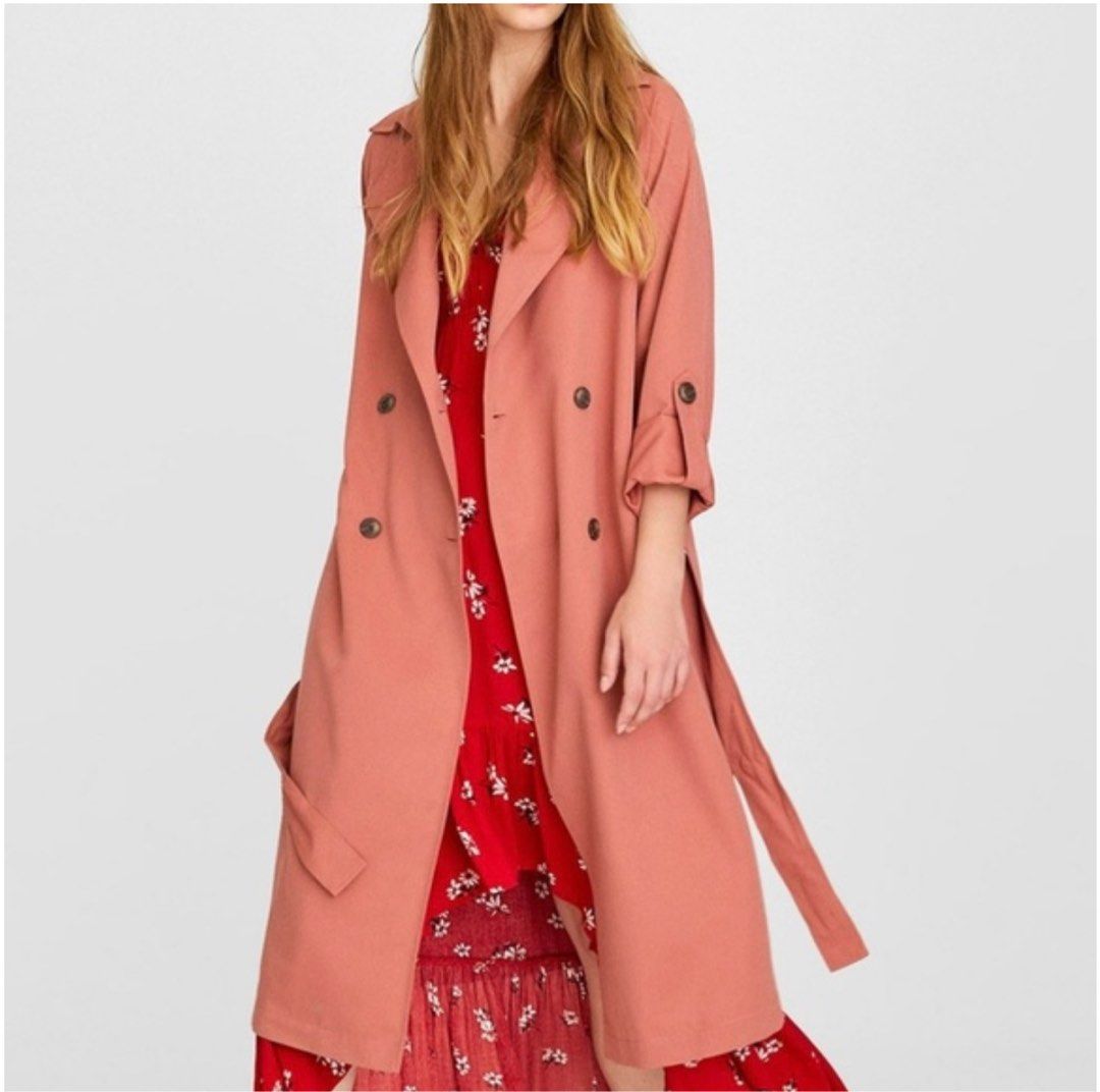 Stradivarius Pink Trench Coat (Category: Coats, Jackets and Outerwear) located in Manila. Submitted by dodebelen (Listing ID 1400455522, Image 1). Description: Stradivarius Pink Trench Coat Used once Size L Fits M-L.