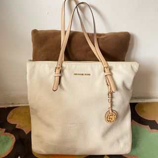 (Kategori: ) berada di . Dikirim oleh prelovedbysgn (ID iklan 1400408161, Gambar 1). Deskripsi: .