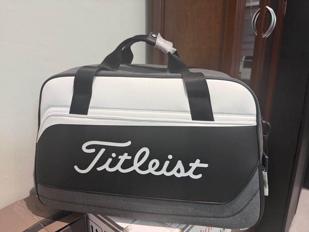 Titleist Pursuit Boston Bag Duffel (Category: Golf) located in Davao. Submitted by shesellsssss (Listing ID 1400489219, Image 1). Description: .