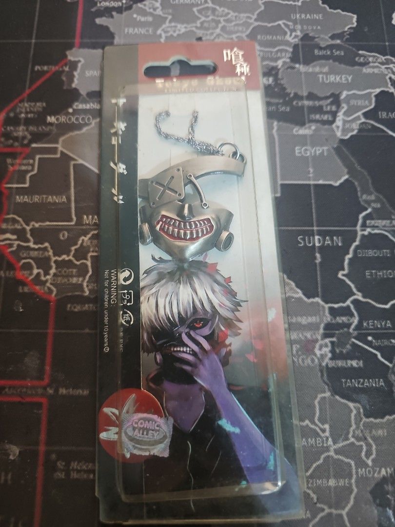 Tokyo Ghoul Kaneki Ken Mask Keychain (Category: Character Goods) located in Balanga. Submitted by clearchaos (Listing ID 1400524708, Image 1). Description: - Kaneki Ken mask keychain from Tokyo Ghoul. - Features a detailed design. - Includes a chain for easy attachment. - Brand new, in original packaging. - A must-have collectible for anime fans..