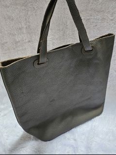 (Kategori: ) berada di . Dikirim oleh plabu (ID iklan 1400413558, Gambar 1). Deskripsi: .