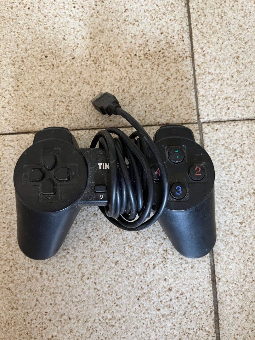 USB controller (Category: Controllers) located in Singapore. Submitted by jasonhoiphone (Listing ID 1400440130, Image 1). Description: .