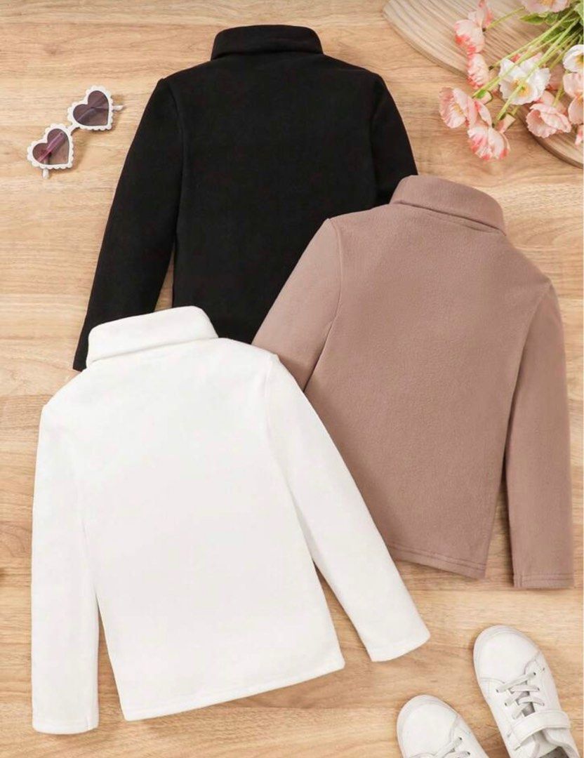 Young Girls Turtleneck Long Sleeve Top (Category: Longsleeves) located in Manila. Submitted by sabsarte (Listing ID 1400387921, Image 3). Description: - Long-sleeved turtleneck top - Available colors: Black, White, Brown - Suitable for young girls - Versatile piece for various occasions - Comfortable material with good elongation.