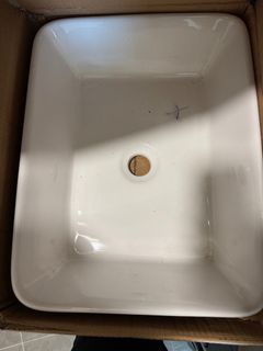(Category: ) located in . Submitted by lbb1984 (Listing ID 1400537811, Image 1). Description: .