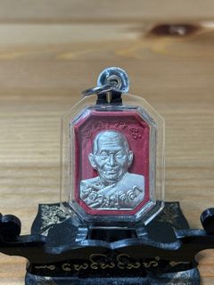 （分類：）位於 。 由 FirstSightThaiAmulet 提交（商品編號 1400682877，圖片 1）。簡介： 。