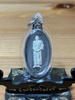 （分類：）位於 。 由 FirstSightThaiAmulet 提交（商品編號 1400684635，圖片 1）。簡介： 。